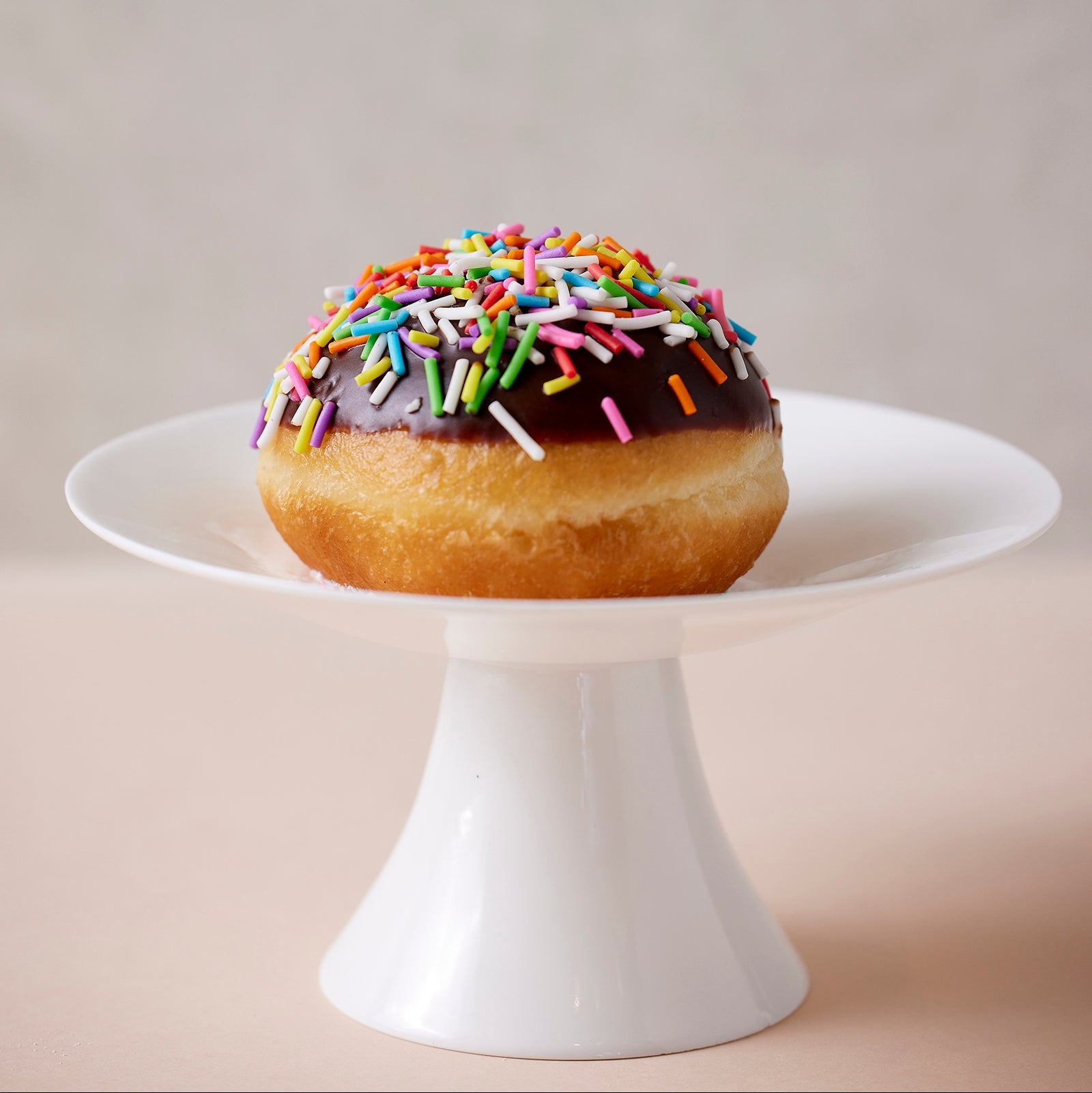 מארז 12 סופגניות מעורב תות ושוקולד