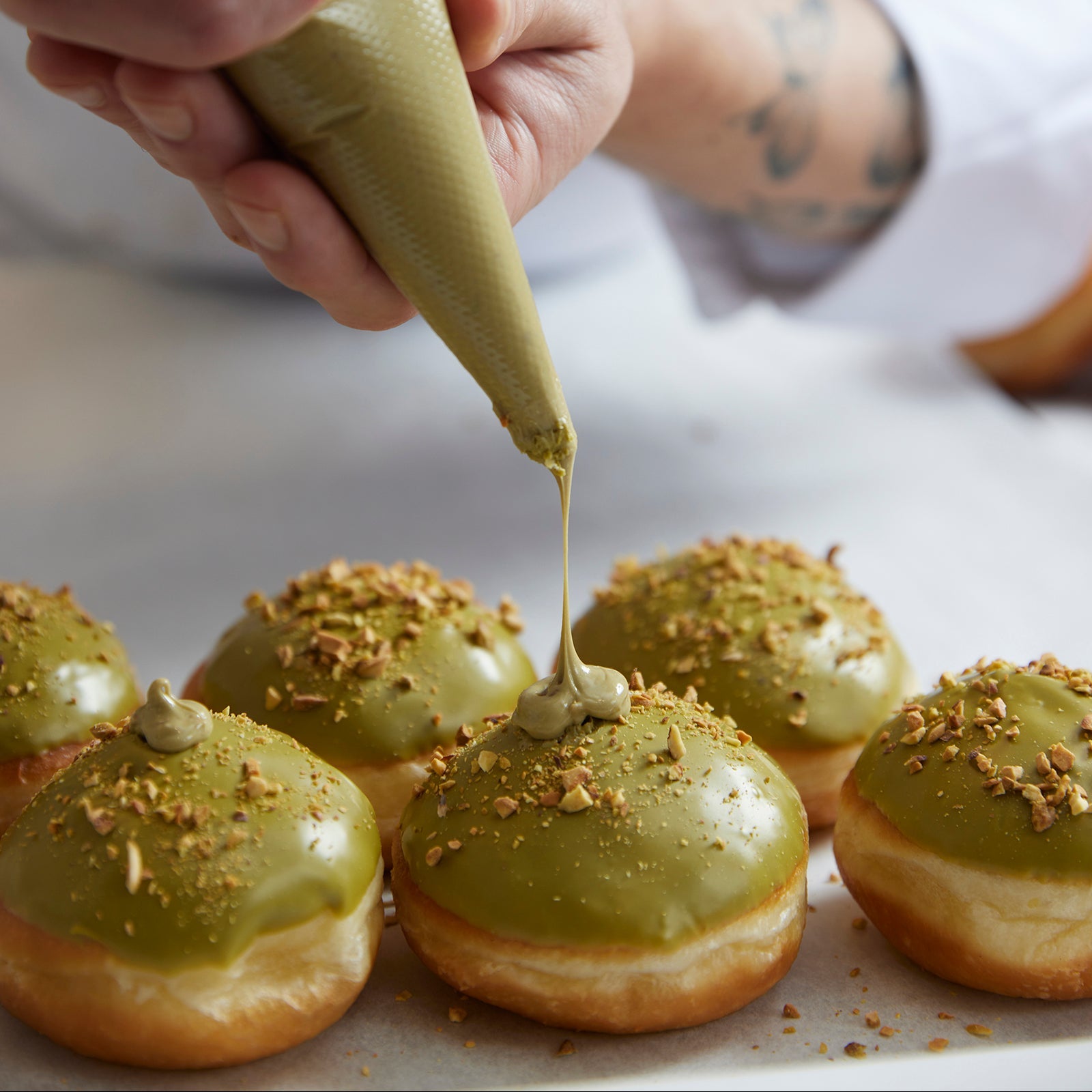 סופגניית קראנץ’ פיסטוק