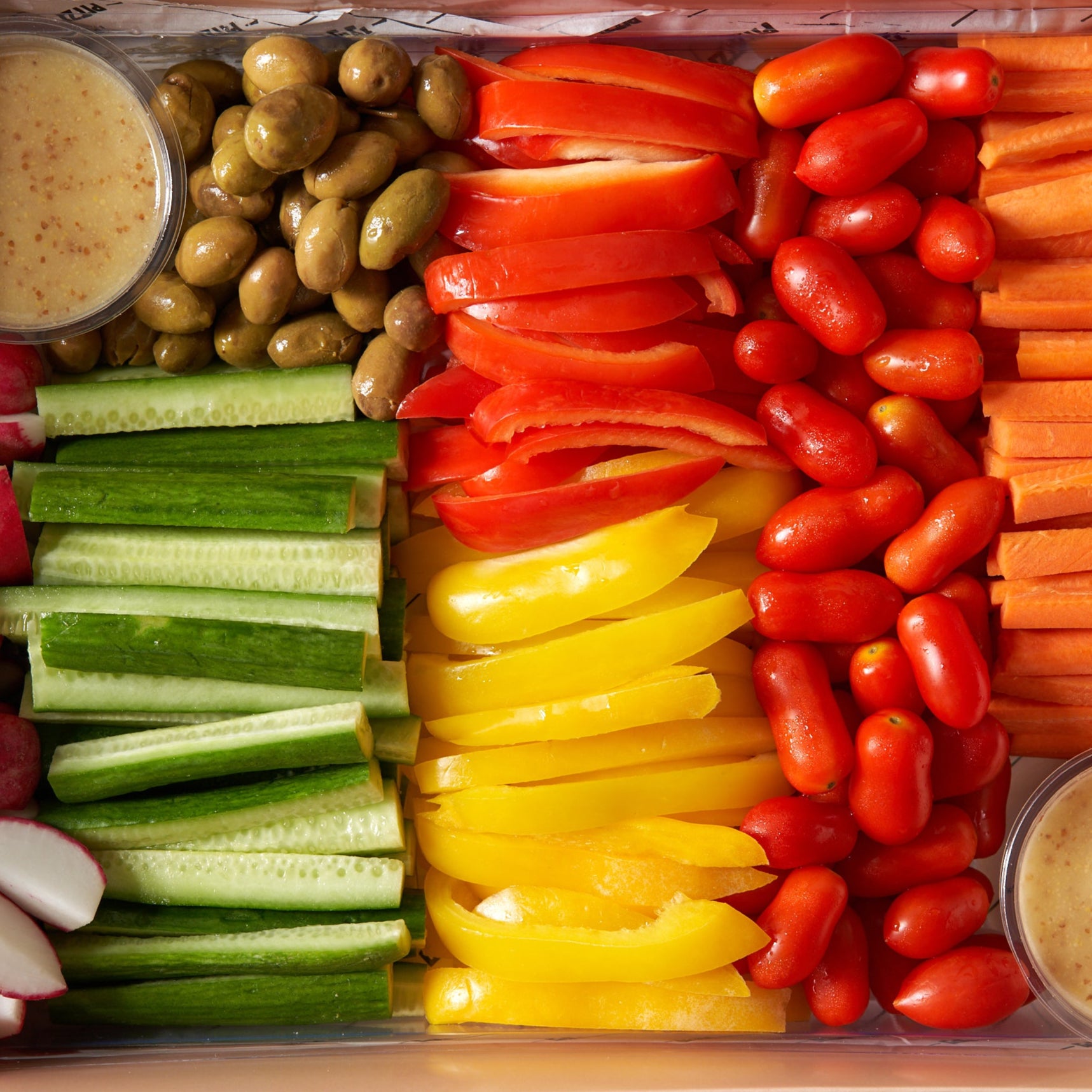 מגש ירקות טריים