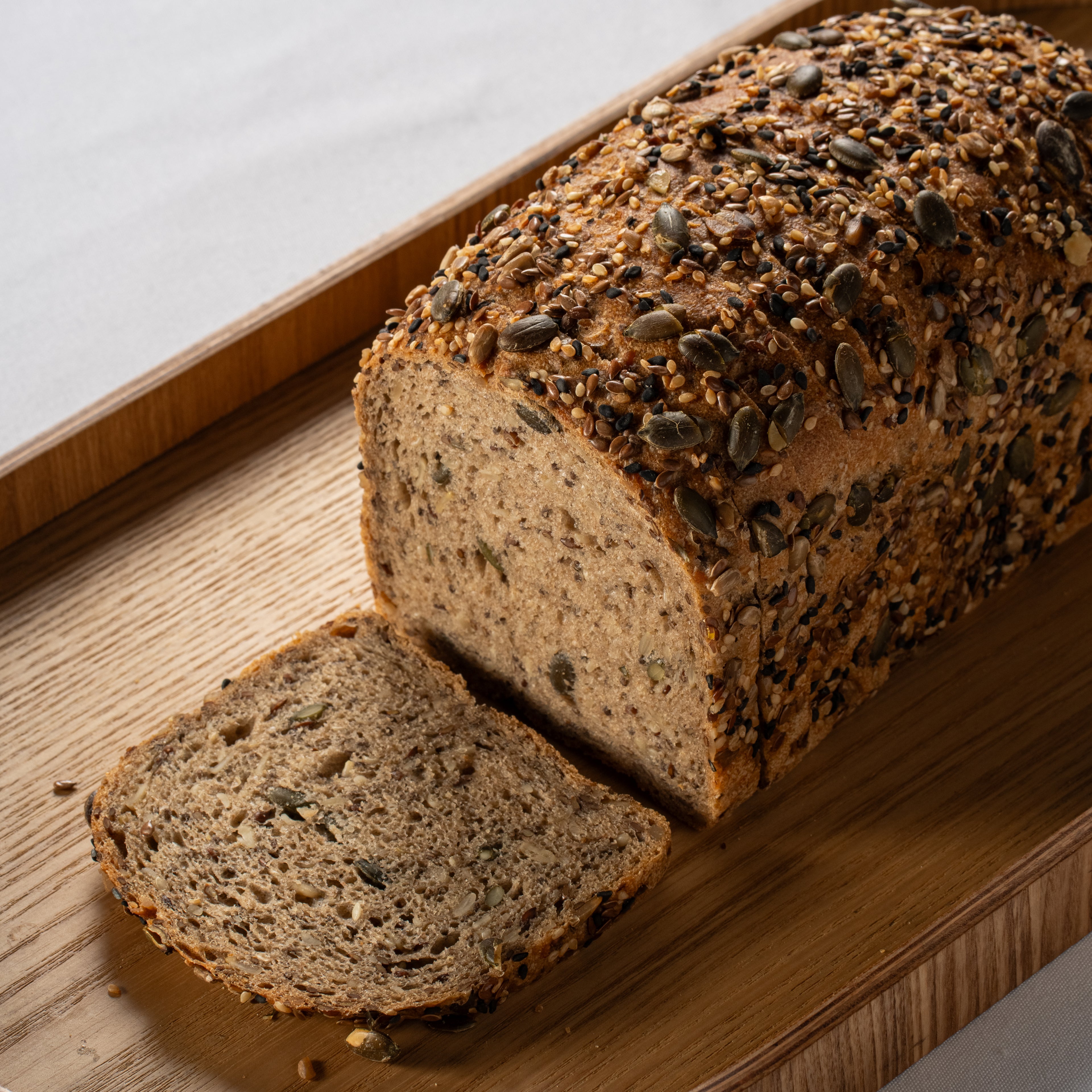 לחם פיצוחים של חיים