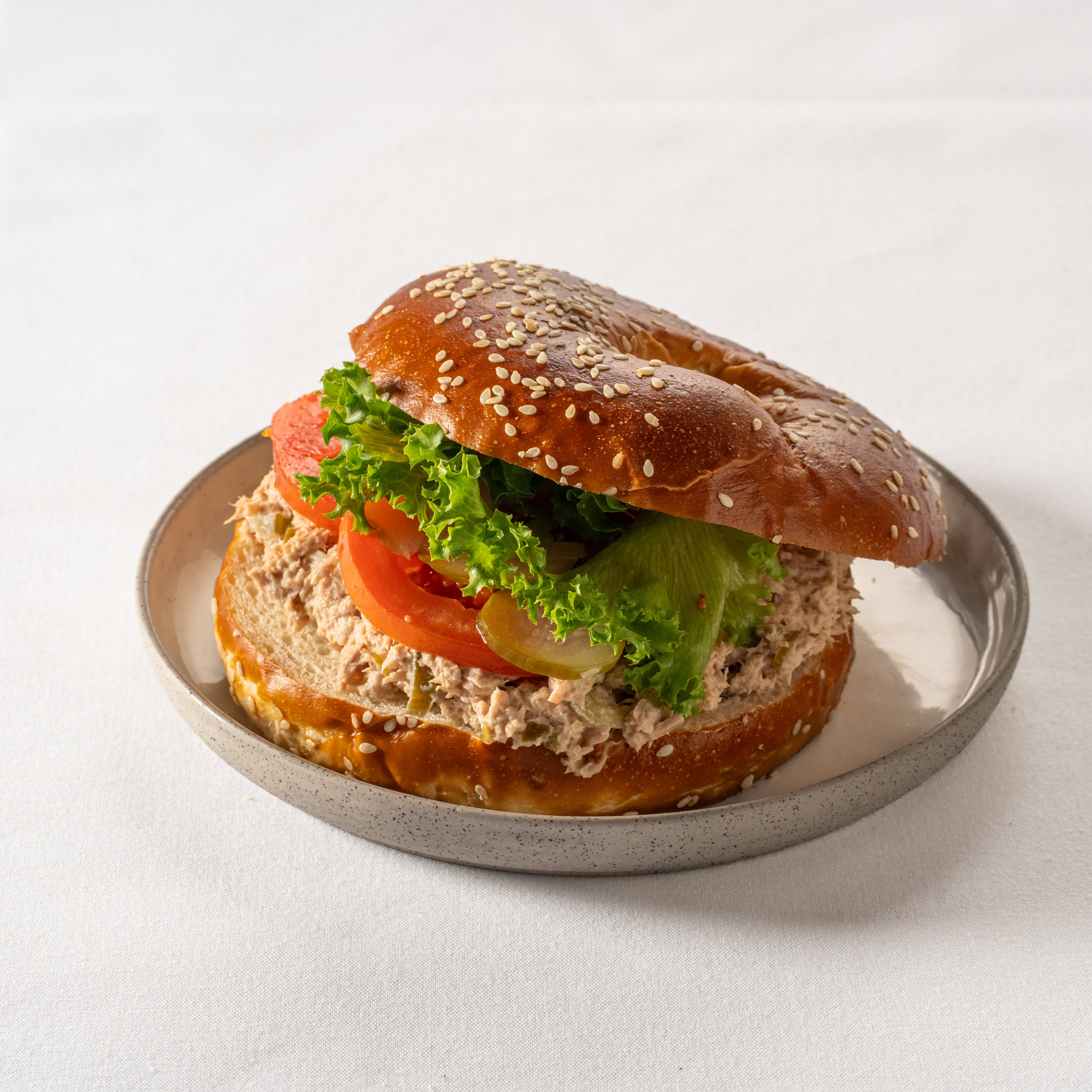 מגש בייגלס סלט ביצים/סלט טונה