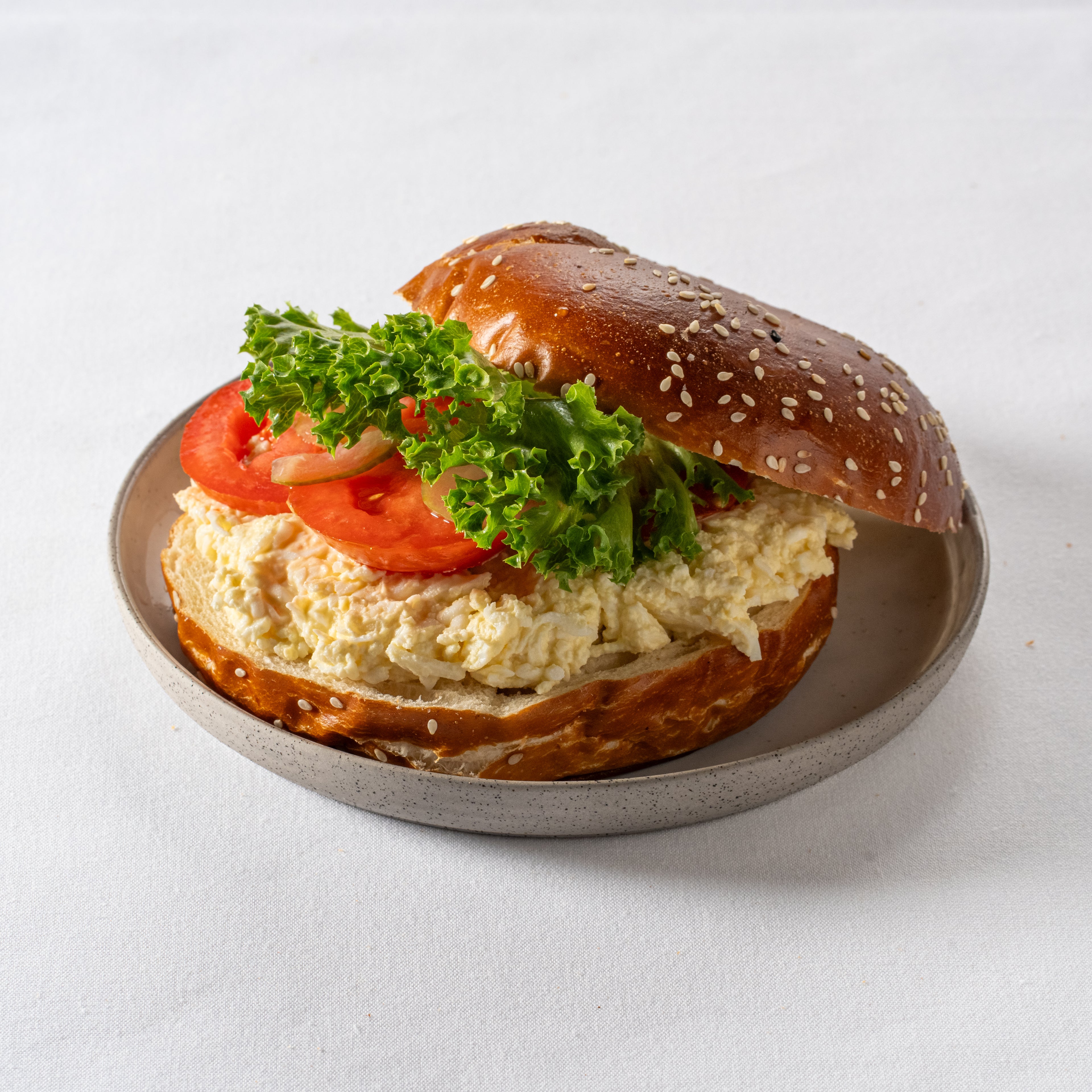 מגש בייגלס סלט ביצים/סלט טונה