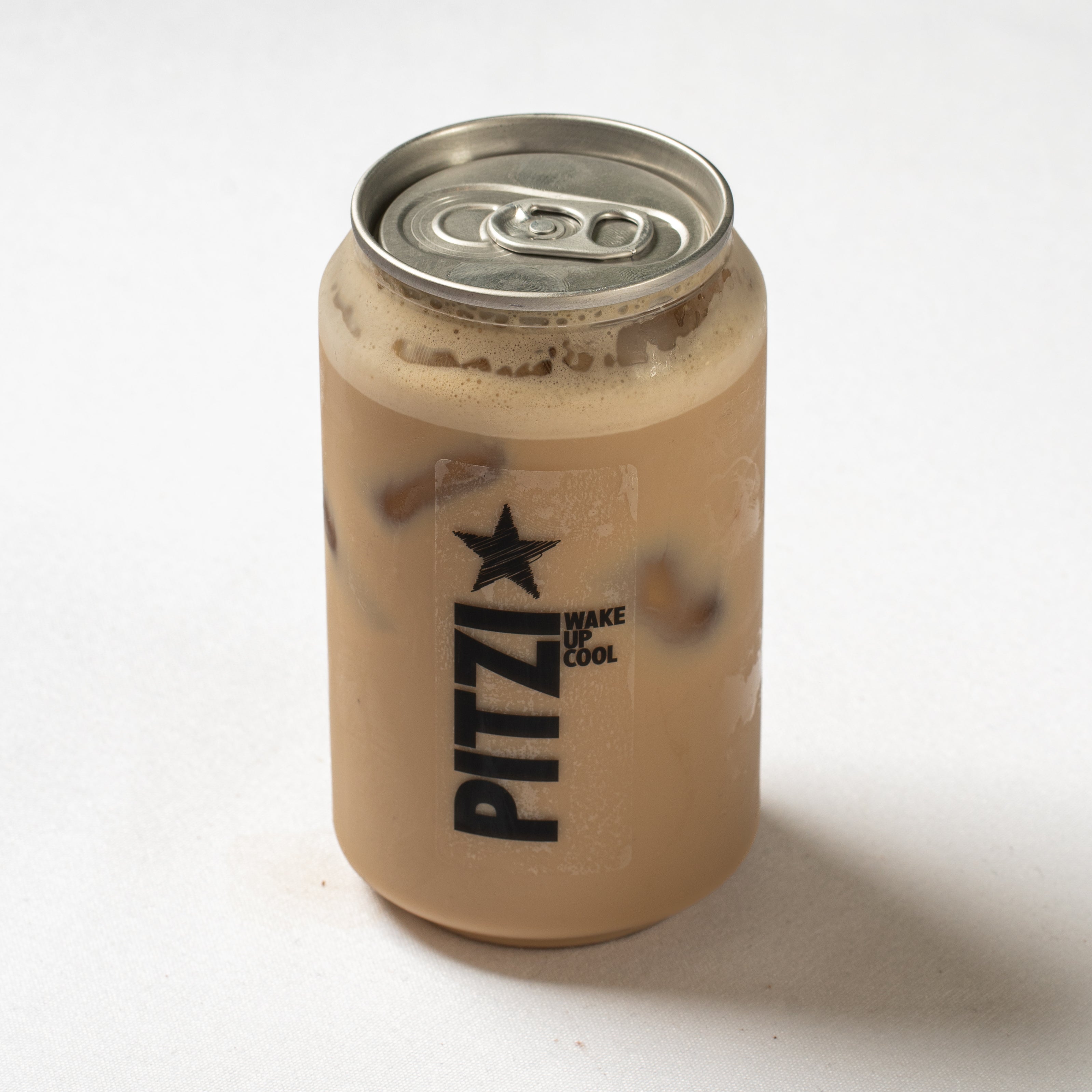 משקה קר בפחית