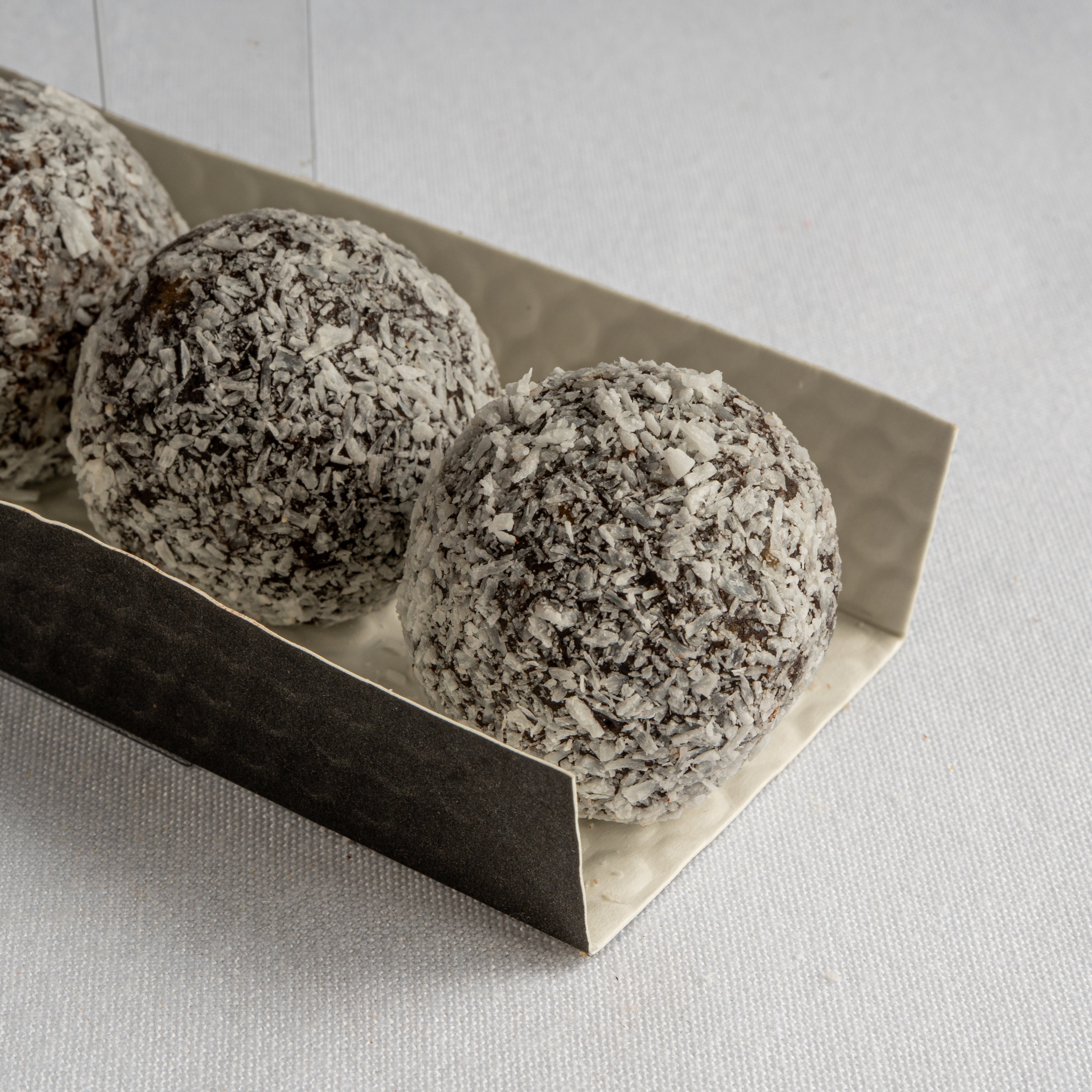 מארז כדורי שוקולד פיצי