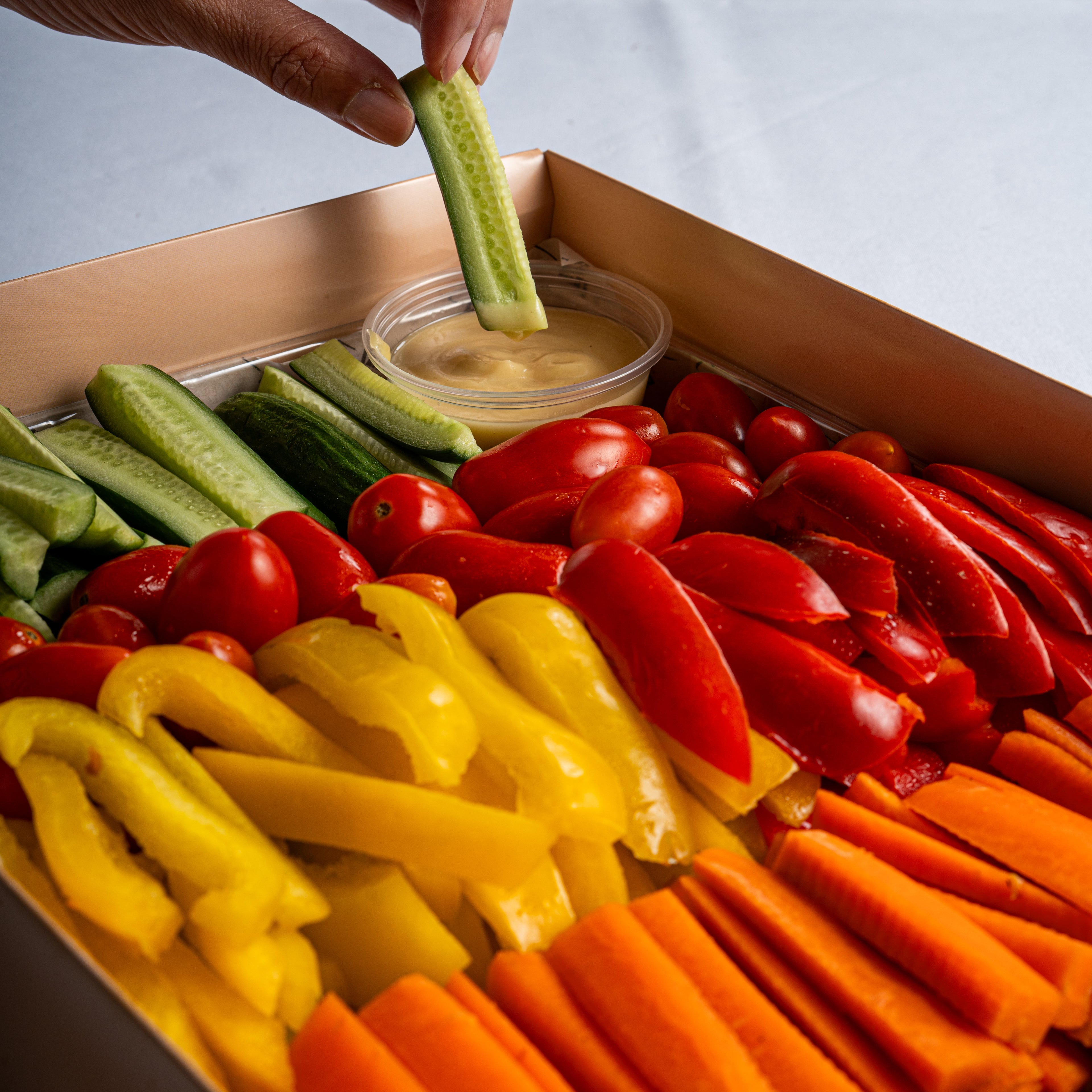 מגש ירקות טריים