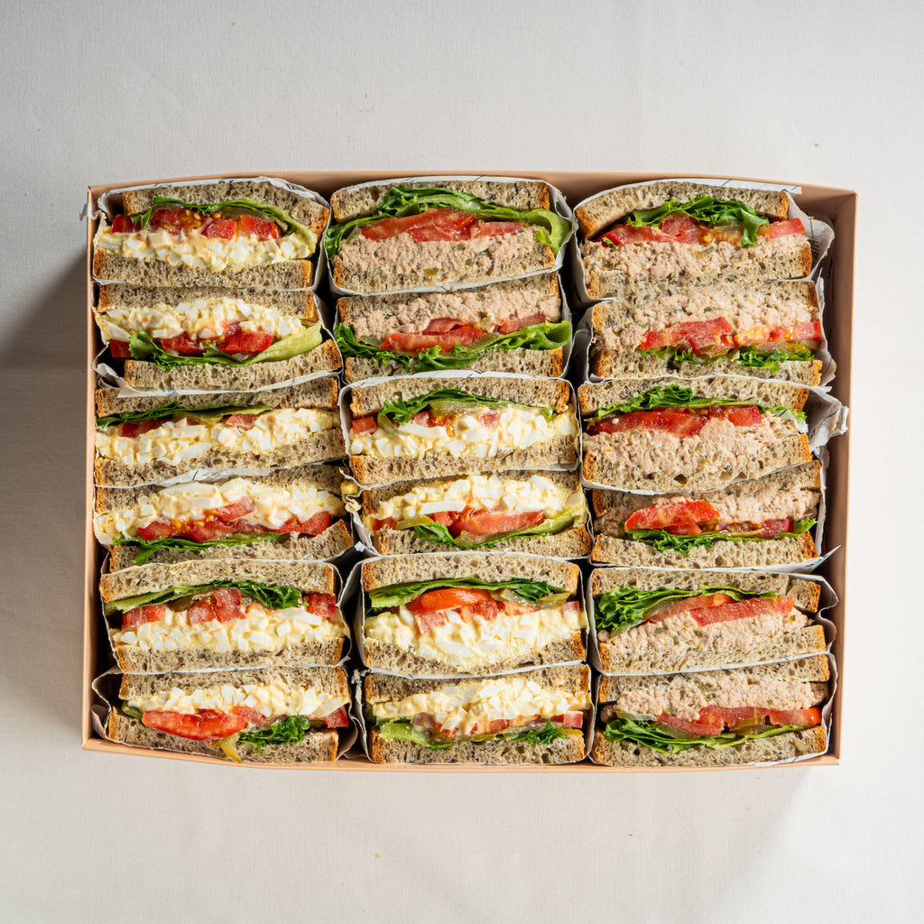 מגש דגנים סלט ביצים