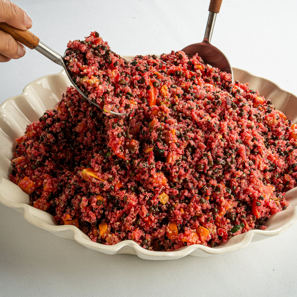 סלט קינואה ועדשים שחורות