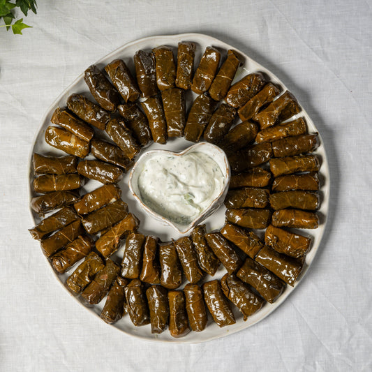 מגש עלי גפן וצזיקי