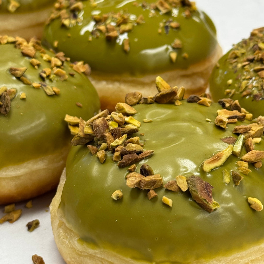 מארז מסיבה גדול סופגניות פיסטוק