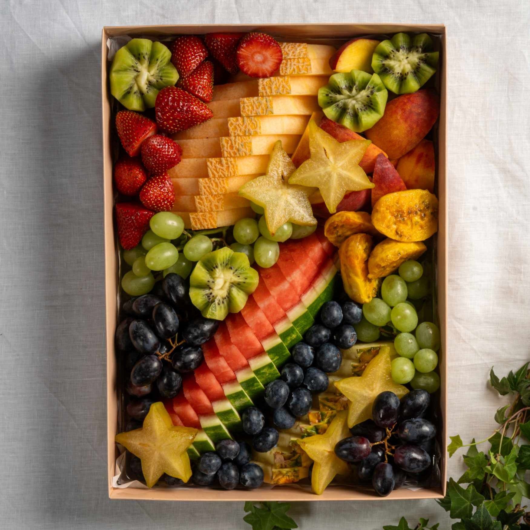 מגש פירות העונה